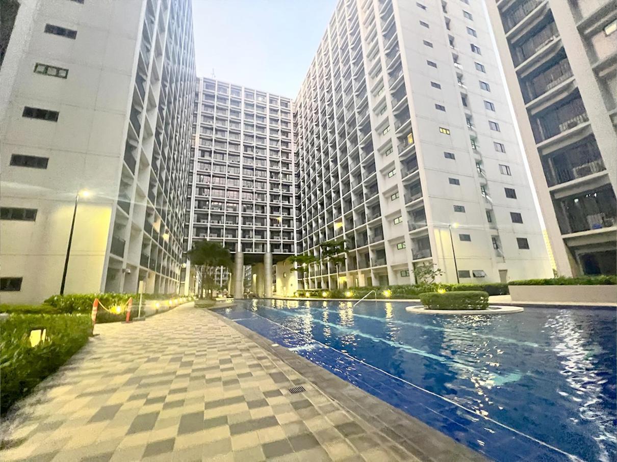 מנילה Rmd Luxe Staycation By Opmmi מראה חיצוני תמונה